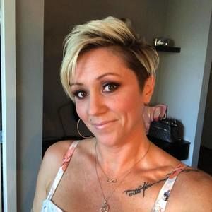 Meet your Posher, Tina